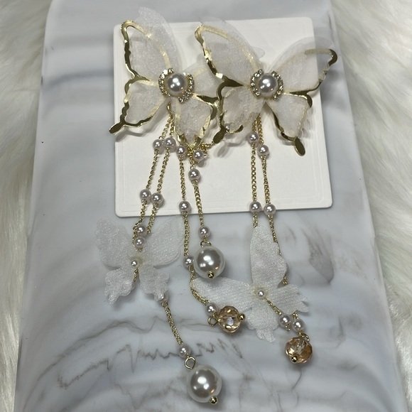 Nasty Gal Butterfly Pearl Tassel Earrings - Picture 8 of 12